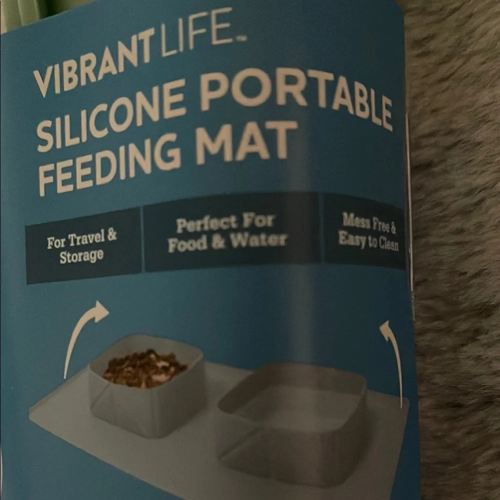 Vibrant Life Silicone Portable Feeding Mat - Picture 5 of 5